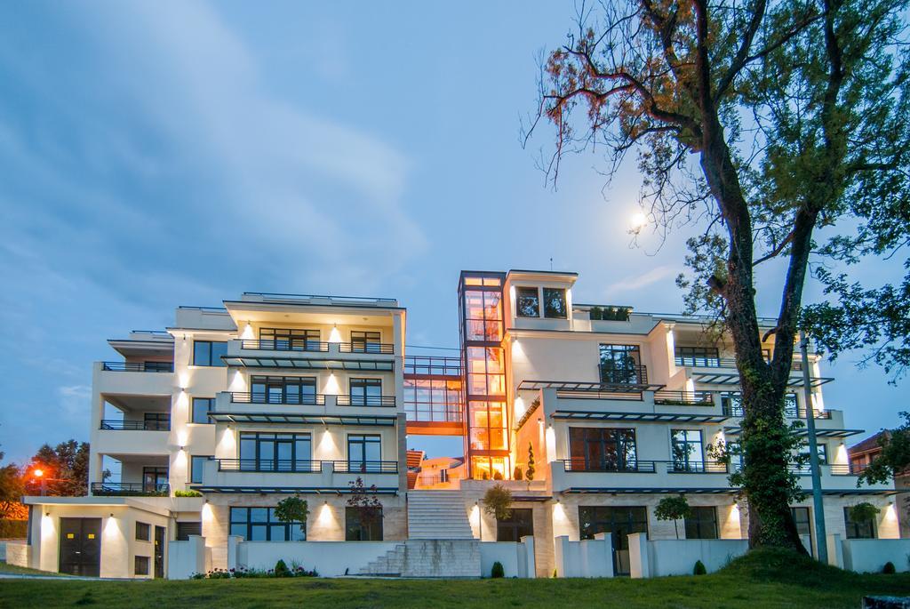 Vila Opera Vrnjacka Banja Ngoại thất bức ảnh
